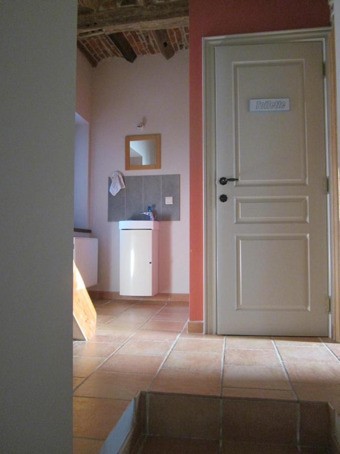 Studio Privatif Au Centre De Lobbes Eksteriør billede